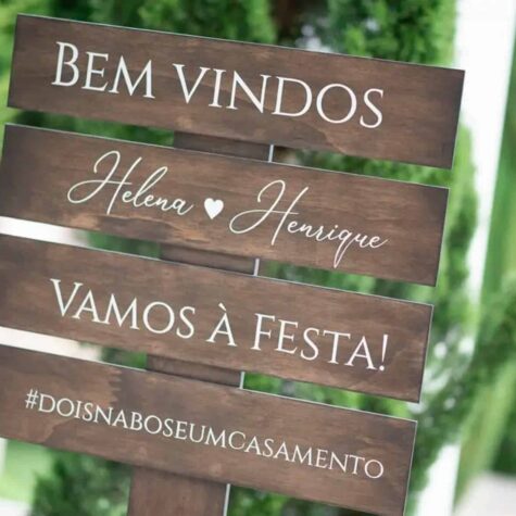 Imagem do produto Placa Casamento Direcional Madeira