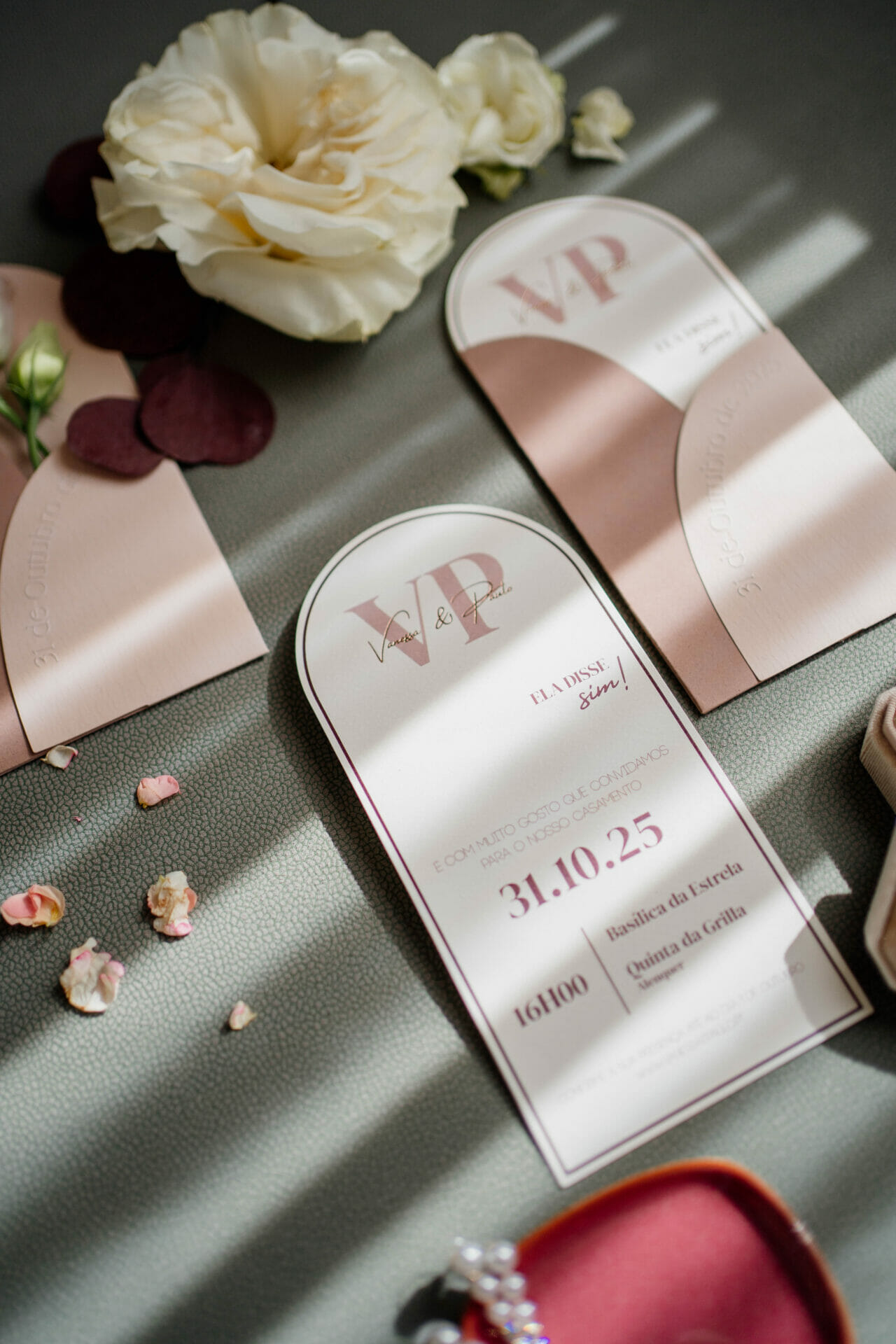 Wedding invitation Modern and original