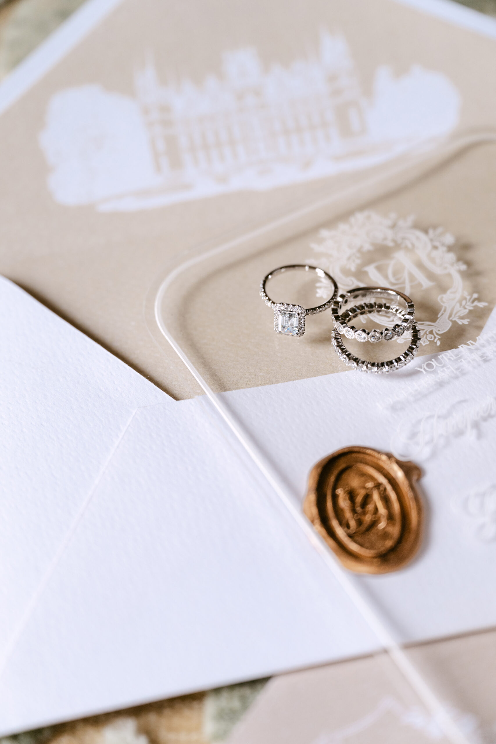 Hochzeitseinladungen aus Acryl