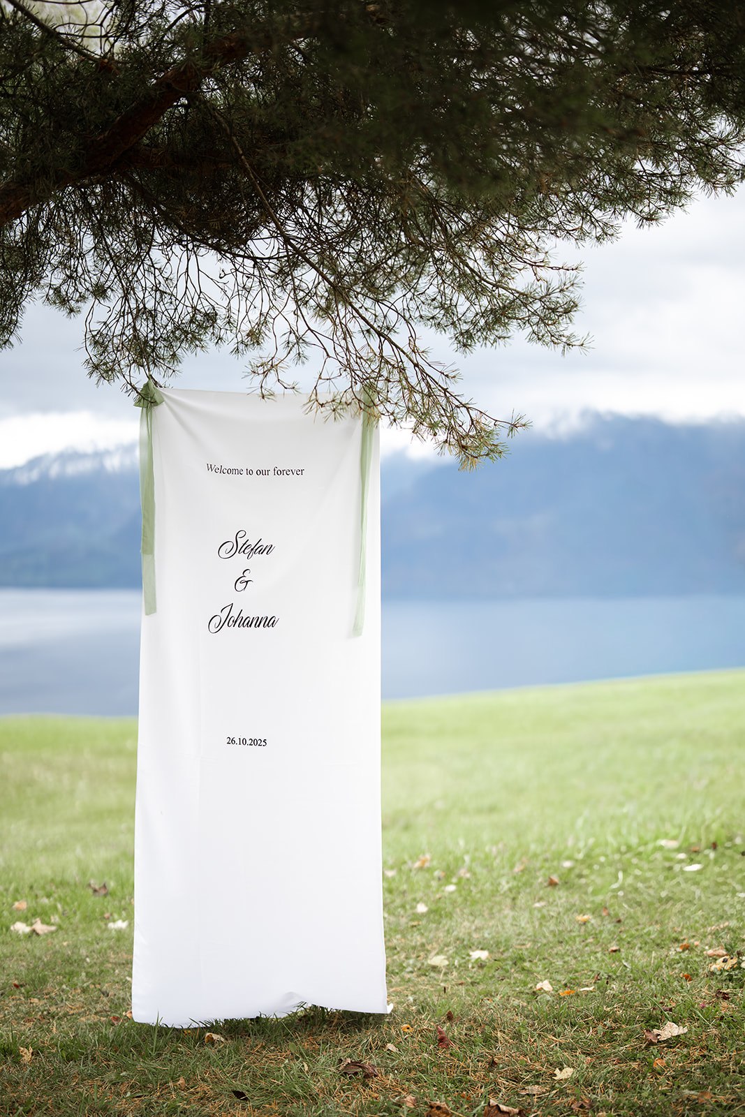 Welcome Sign Linen Fabric