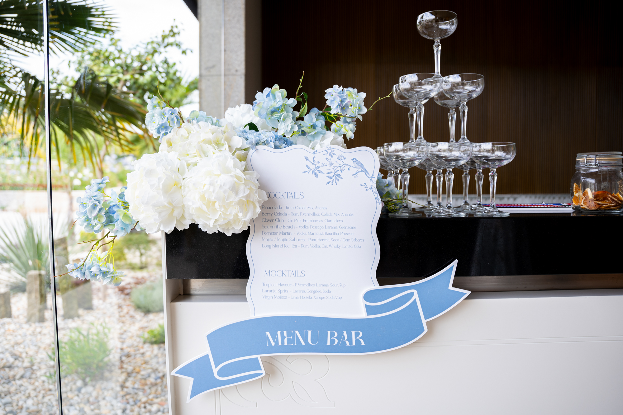 Menu Bar Cocktail Elegante