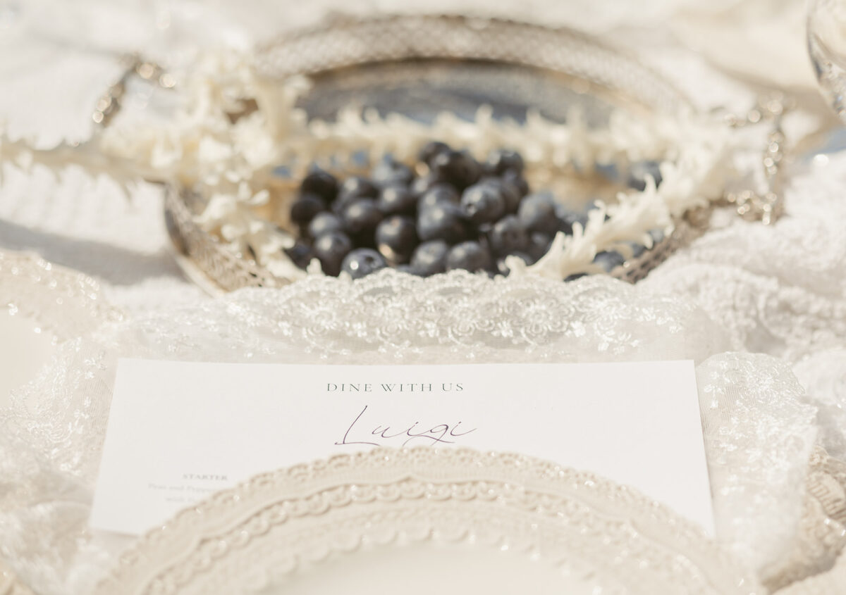 Menu de casamento em renda na Villa Astor, em Sorrento