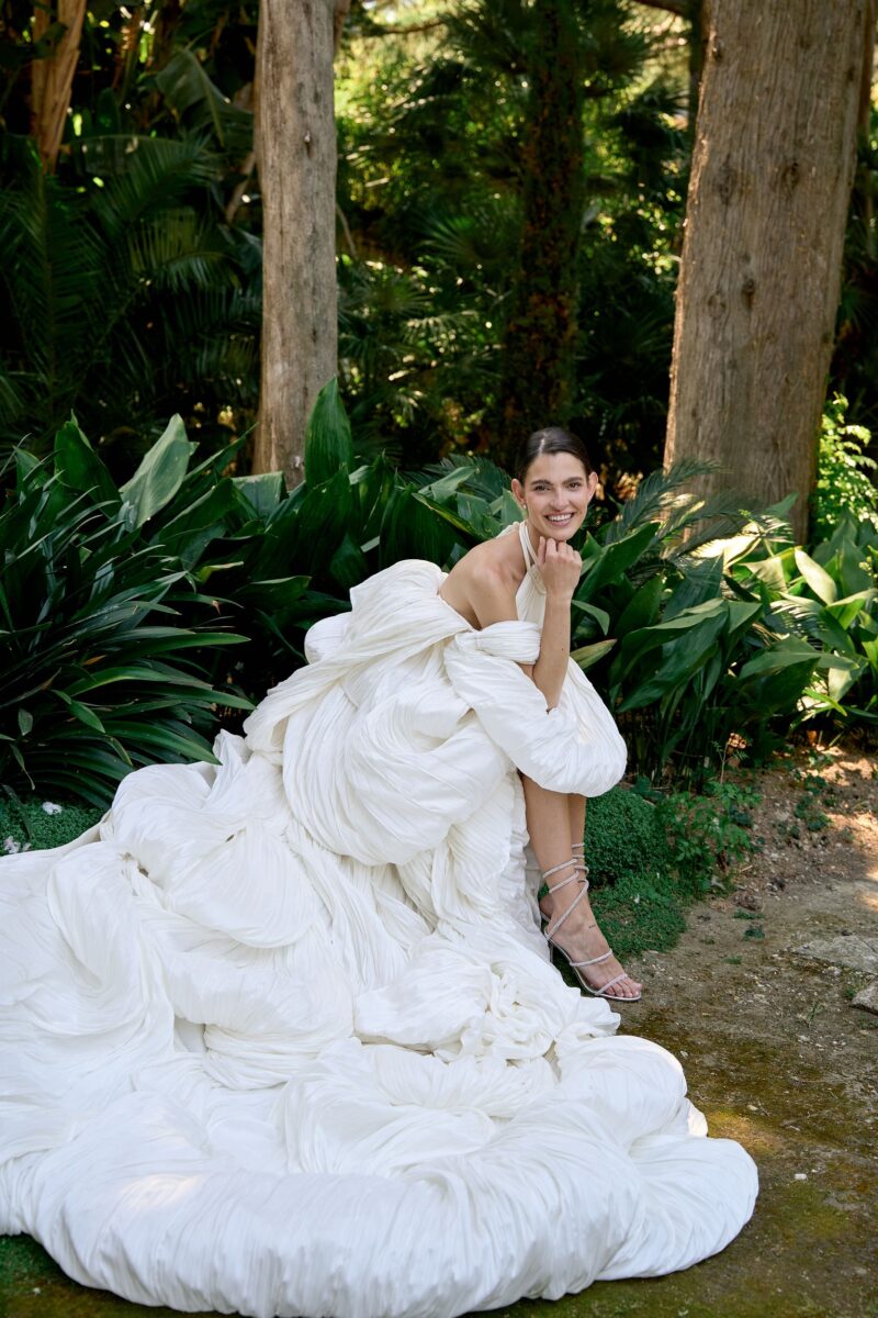 Detalhe do editorial de casamento na Villa Astor, em Sorrento, com estacionário em renda da Miminhos Rita Catita