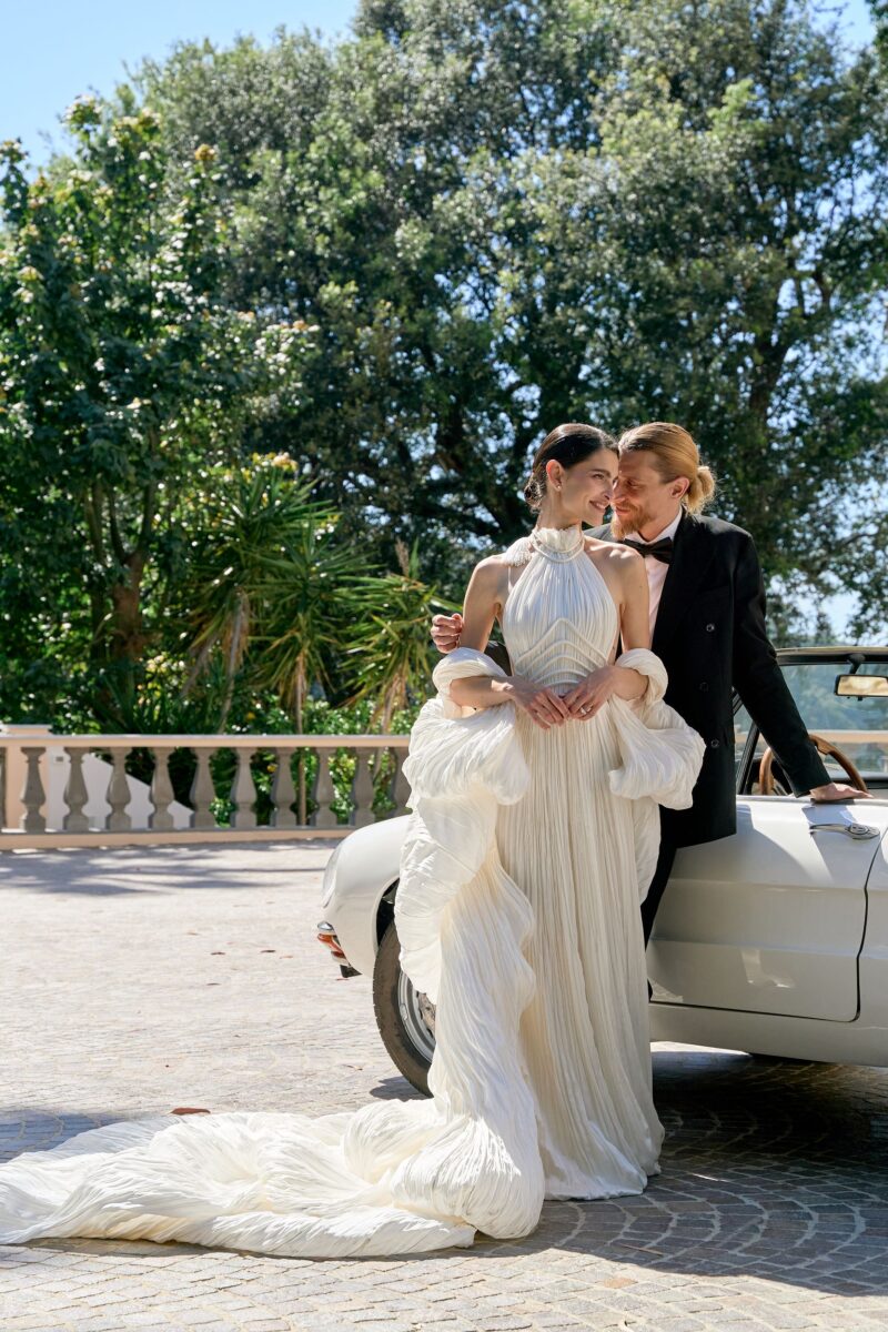 Detalhe do editorial de casamento na Villa Astor, em Sorrento, com estacionário em renda da Miminhos Rita Catita